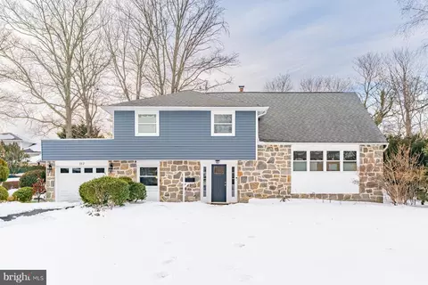 117 White Birch Dr, Cinnaminson, NJ 08077