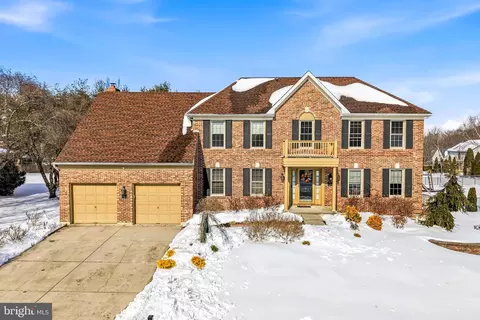 6 Abington Rd, Mount Laurel, NJ 08054