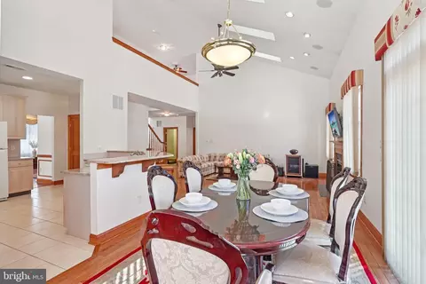 Dining - 2 Kyle Ct, Mount Laurel, NJ 08054 photo 3 of 4