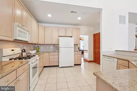 Kitchen - 2 Kyle Ct, Mount Laurel, NJ 08054 photo 2 of 2