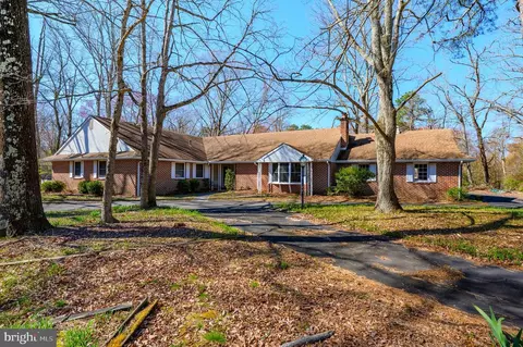 425 Stokes Rd, Shamong, NJ 08088