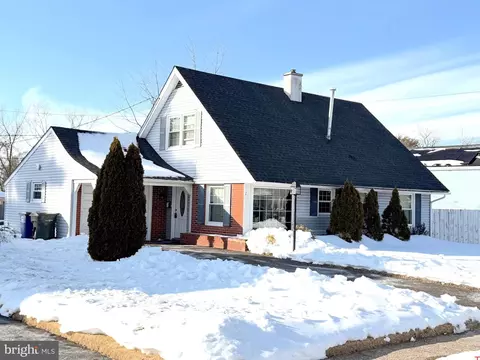 21 Stafford Ln, Willingboro, NJ 08046