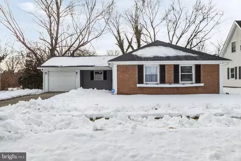 534 Charleston Rd, Willingboro, NJ 08046