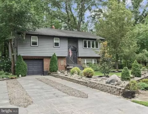 112 Woodland Ave, Medford, NJ 08055