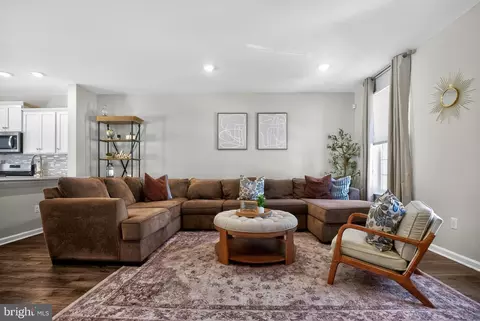 104 Levis Dr, Mount Holly, NJ 08060