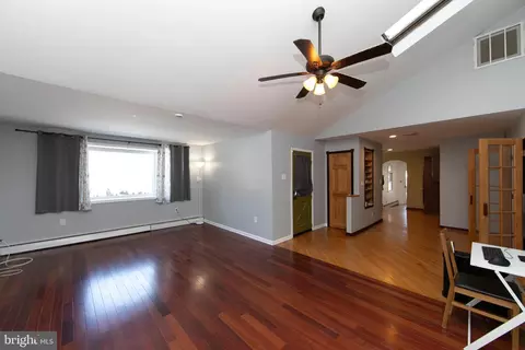 Entry Way - 22 Richter Rd, Tabernacle, NJ 08088 photo 2 of 6