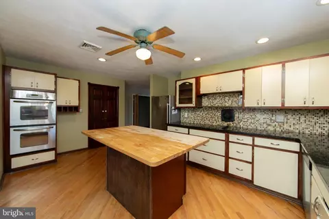 Kitchen - 22 Richter Rd, Tabernacle, NJ 08088 photo 2 of 3