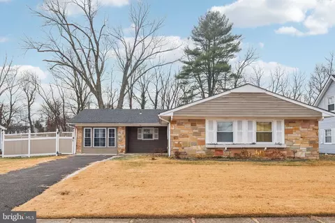 71 Harrington Cir, Willingboro, NJ 08046