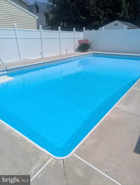 Exterior - 331 Taylor St, Riverside, NJ 08075 photo 4 of 7