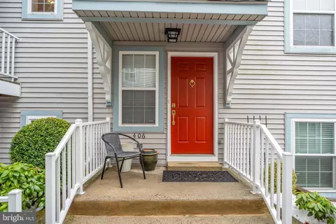 406 Sweetwater Dr, Cinnaminson, NJ 08077