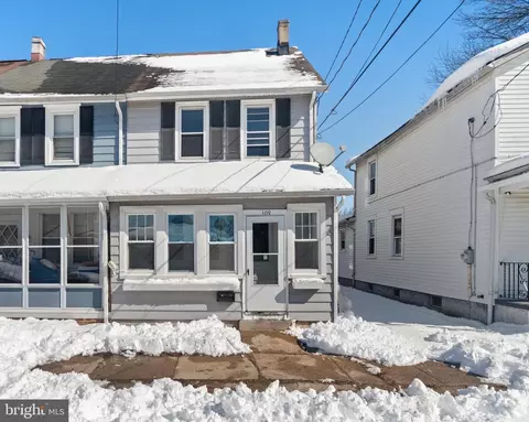 109 Thompson St, Burlington, NJ 08016