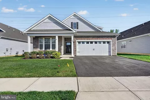 203 Congressional Ct, Moorestown, NJ 08057