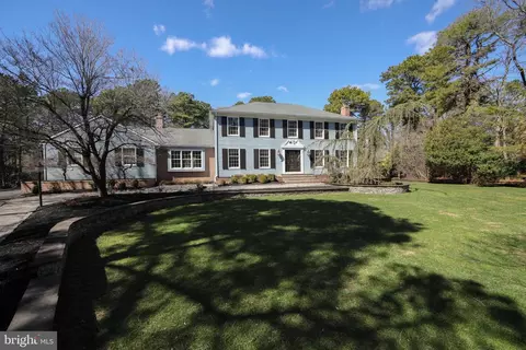 3 Aldworth Ct, Medford, NJ 08055