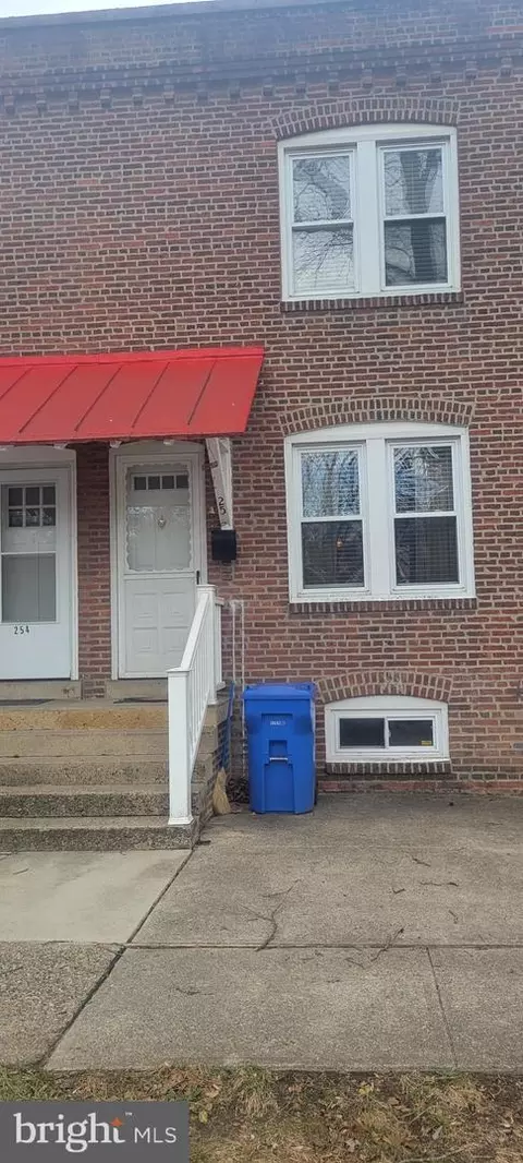 256 6th Ave, Roebling, NJ 08554