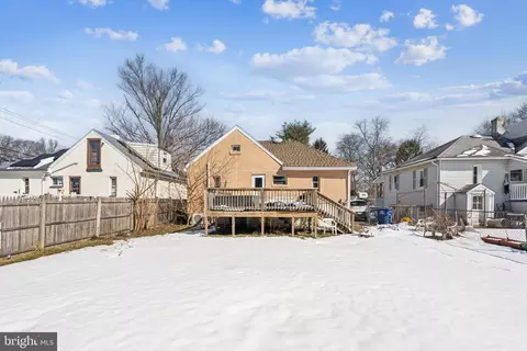 Exterior - 206 S Maple Ave, Maple Shade, NJ 08052 photo 3 of 4