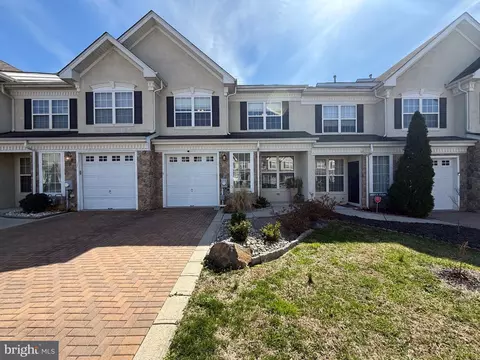 35 Beaumont Pl, Westampton, NJ 08060