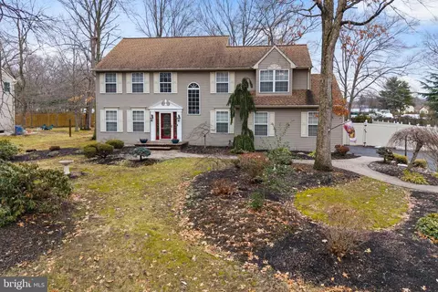 Exterior - 5 Laurel Tree Dr, Westampton, NJ 08060 photo 2 of 7