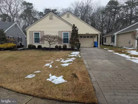 25 Scarborough Way, Southampton, NJ 08088