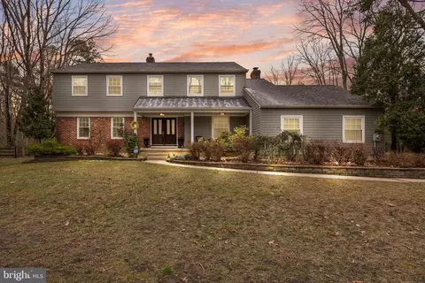 9 Wethersfield Dr, Medford, NJ 08055