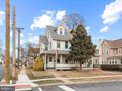 700 Chestnut St, Delanco, NJ 08075