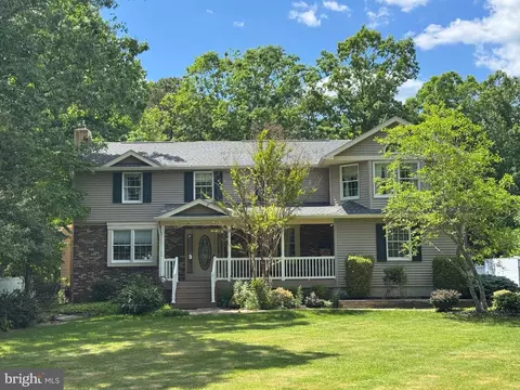 26 Meetinghouse Ct, Shamong, NJ 08088