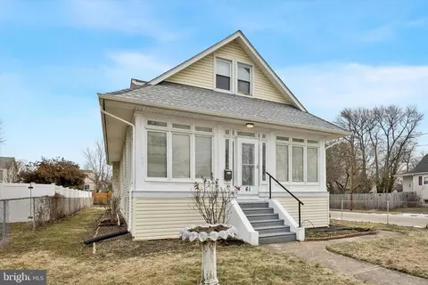 Exterior - 61 S Maple Ave, Maple Shade, NJ 08052 photo 2 of 5