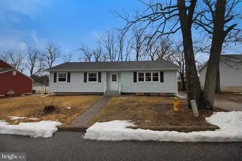 71 Monroe Ave, Browns Mills, NJ 08015