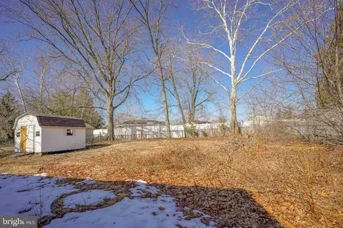 Exterior - 830 Drexel Ave, Delran, NJ 08075 photo 3 of 3