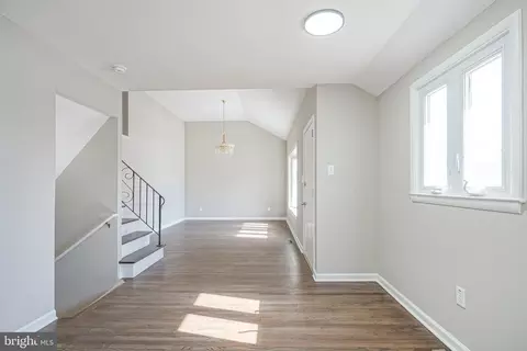 Entry Way - 830 Drexel Ave, Delran, NJ 08075 photo 1 of 7