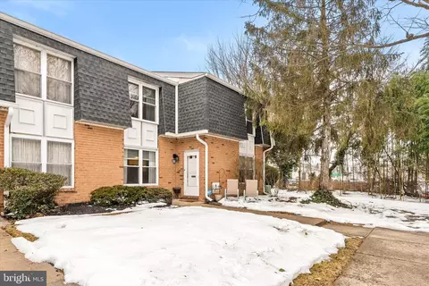 3036 Harbour Dr, Palmyra, NJ 08065