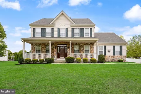 9 Cottonwood Dr, Lumberton, NJ 08048