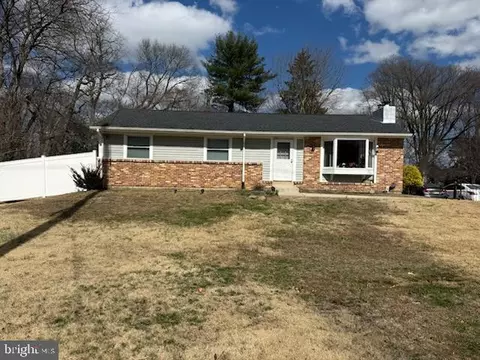 105 Hartford Rd, Delran, NJ 08075