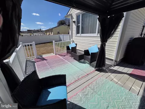 Exterior - 48 5th Ave, Maple Shade, NJ 08052 photo 7 of 9