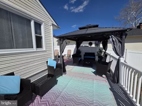 Exterior - 48 5th Ave, Maple Shade, NJ 08052 photo 8 of 9
