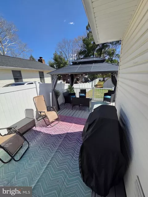 Exterior - 48 5th Ave, Maple Shade, NJ 08052 photo 2 of 9