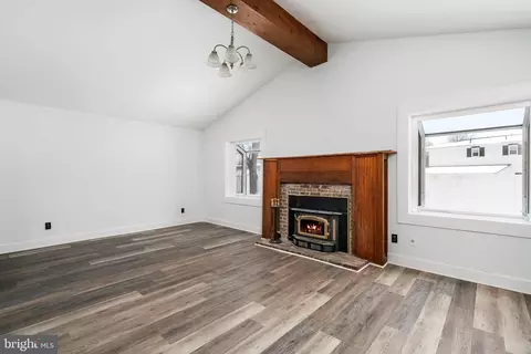 Living - 2 Bedford Ct, Mount Holly, NJ 08060 photo 4 of 5