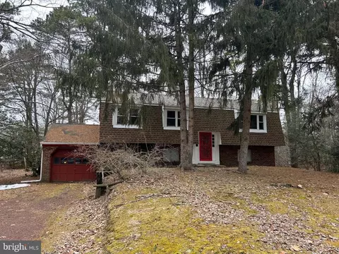 307 Fern Dr, Marlton, NJ 08053