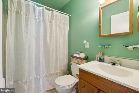 Bath - 21 Paul Rd, Maple Shade, NJ 08052 photo 1 of 1