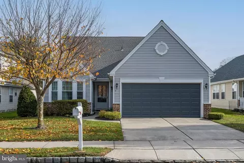 71 Peppergrass Dr S, Mount Laurel, NJ 08054