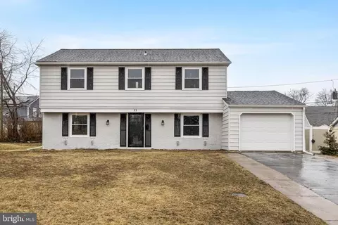 55 Babcock Ln, Willingboro, NJ 08046