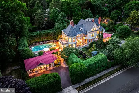 500 Chester Ave, Moorestown, NJ 08057