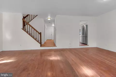 Entry Way - 23 E Oleander Dr, Mount Laurel, NJ 08054 photo 1 of 5