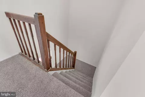 Entry Way - 23 E Oleander Dr, Mount Laurel, NJ 08054 photo 5 of 5