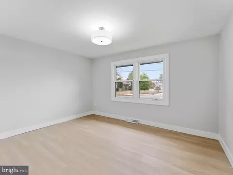 Other - 421 Lee Ave, Beverly, NJ 08010 photo 3 of 7