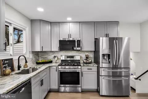Kitchen - 301 Cardinal Rd, Beverly, NJ 08010 photo 1 of 3