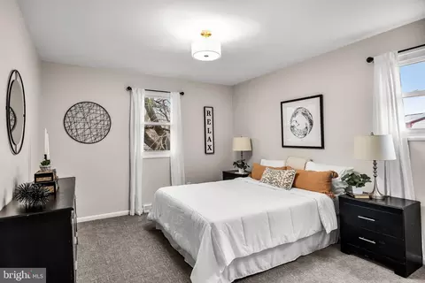 Bedroom - 301 Cardinal Rd, Beverly, NJ 08010 photo 1 of 5