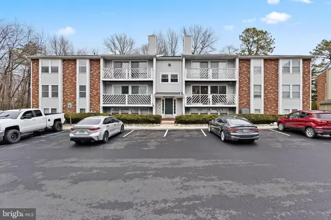 15 Teaberry Ct, Marlton, NJ 08053