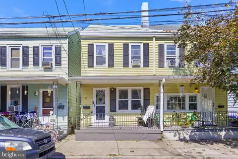 51 Mary St, Bordentown, NJ 08505