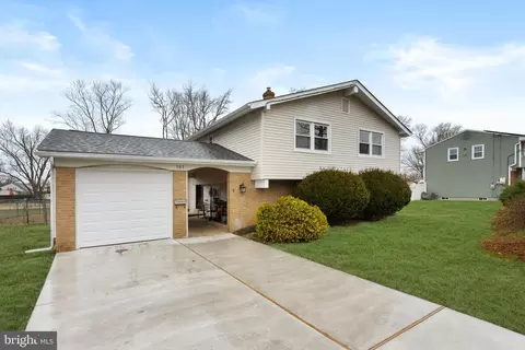 707 Parry Blvd, Cinnaminson, NJ 08077