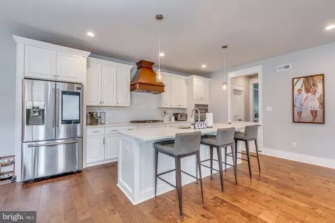 Kitchen - 305 Margot Ln, Tabernacle, NJ 08088 photo 2 of 3